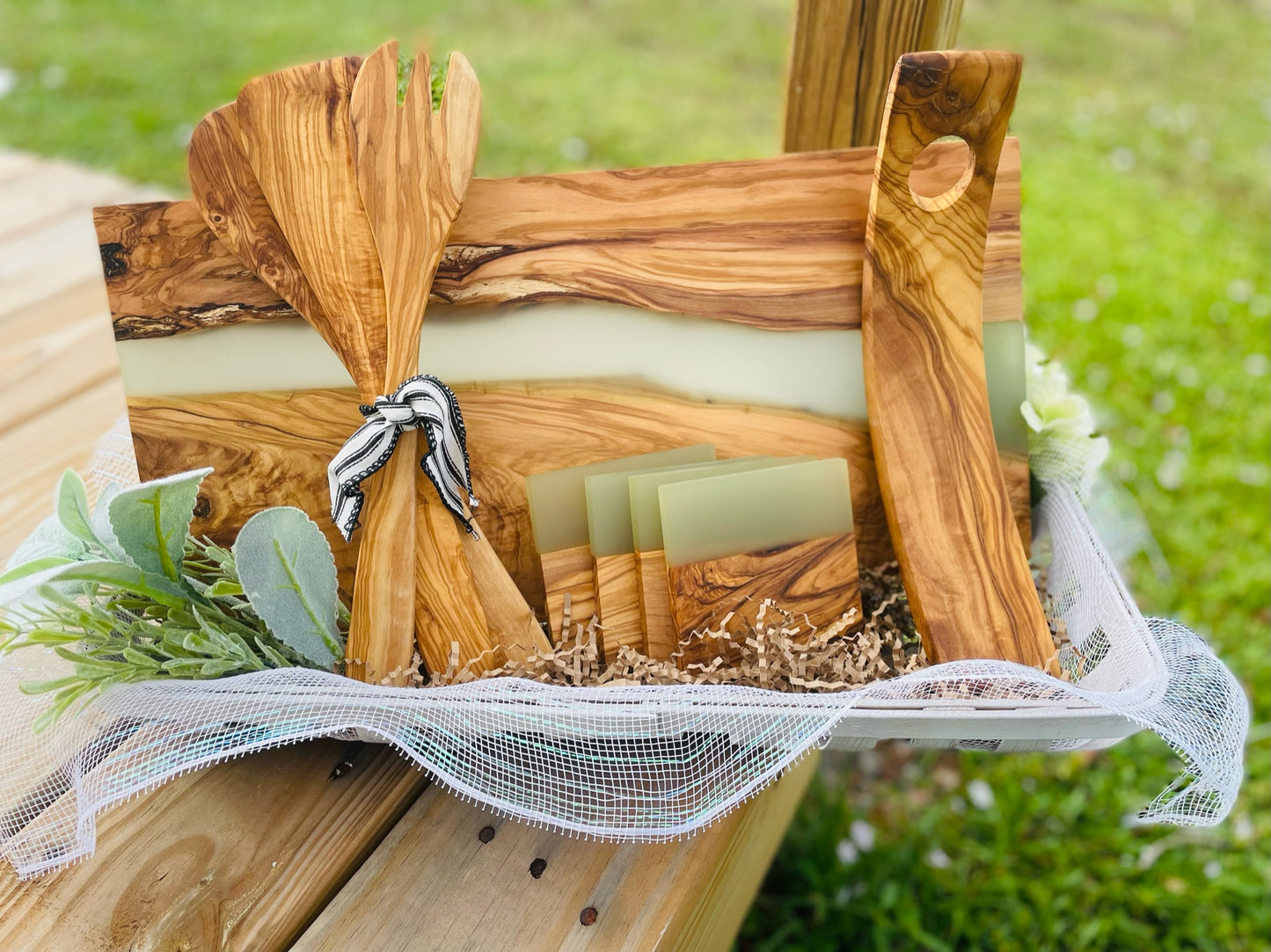 Custom Closing Gift